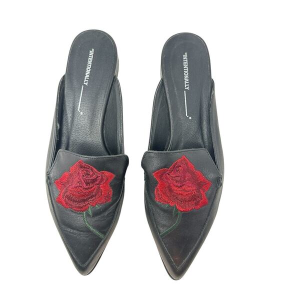 Intentionally Blank Fanning Rose Floral Embroidered Leather Mule Black 40 US 10 - Picture 3 of 10